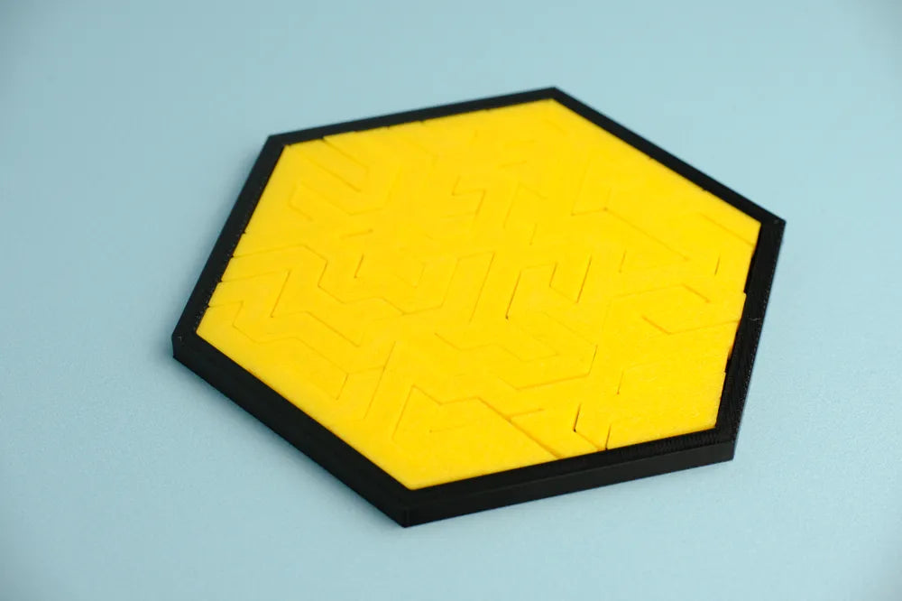 HexaBeast™ – Puzzle 3D Logico Esagonale 🐾🧩