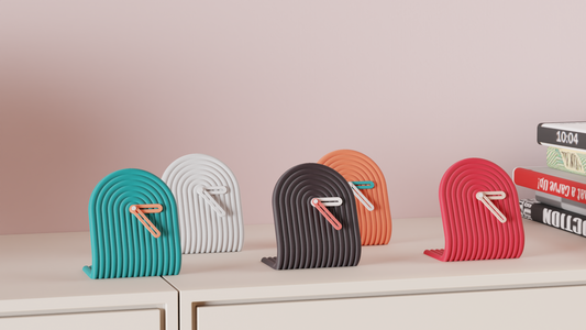 LayerTime Curve – Orologio da Scrivania Design 🎨🕒